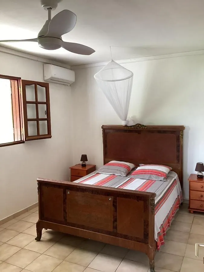 Villa Café - Appartement F3 à Sainte-Anne